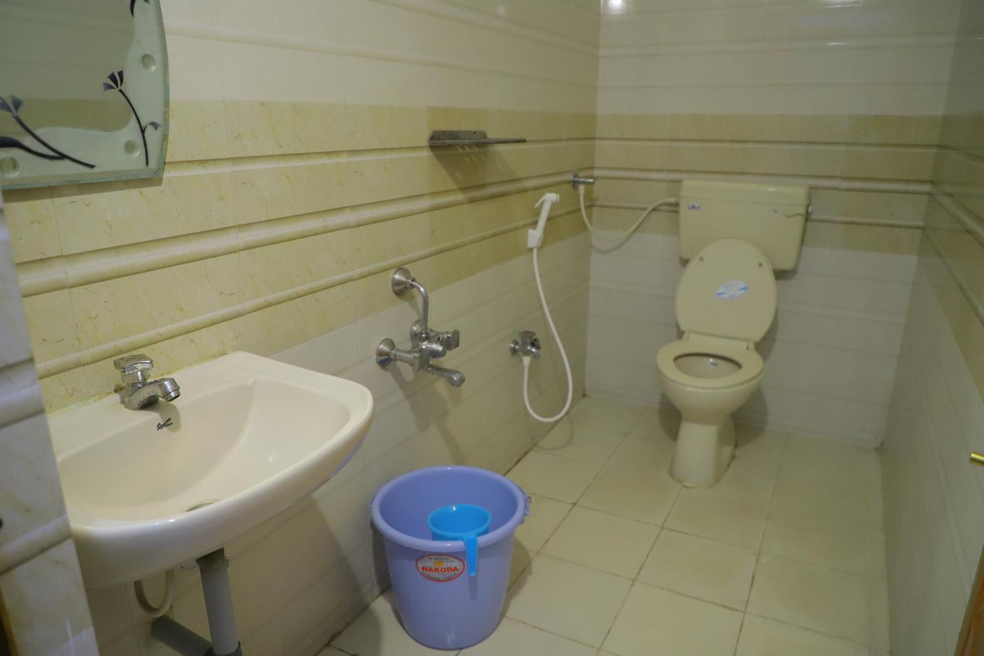 Nanda Mohan Homestay- Luxuries Ac Apartment Close To Alipiri Foothills-Kapila Teertham And Iskcon Temple Τιρουπάτι Εξωτερικό φωτογραφία