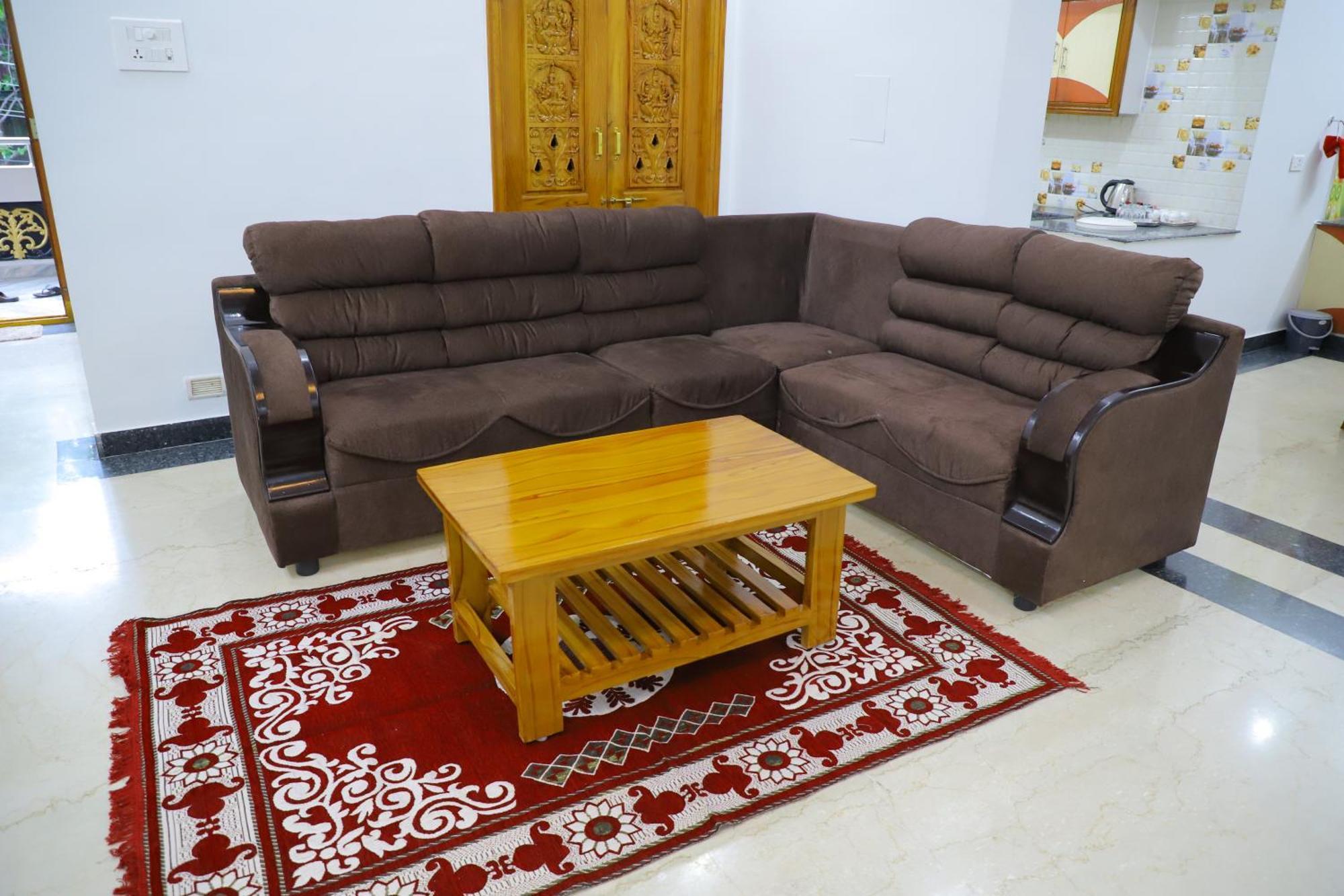 Nanda Mohan Homestay- Luxuries Ac Apartment Close To Alipiri Foothills-Kapila Teertham And Iskcon Temple Τιρουπάτι Εξωτερικό φωτογραφία